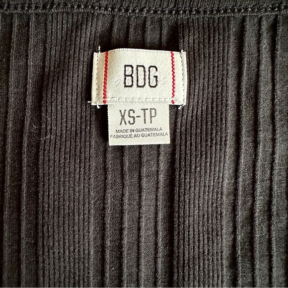 BDG Urban Outfitters Callie Baby Tee Ribbed Square Neck Top - Picture 7 of 9